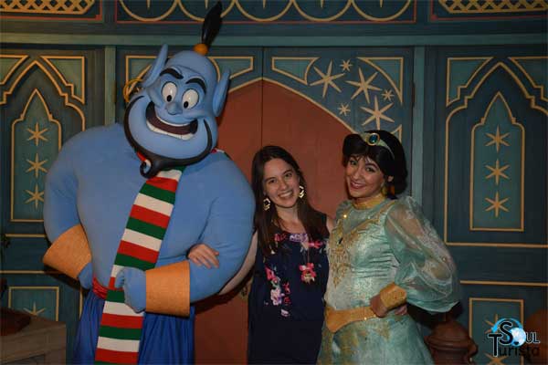 Encontro com Jasmine e Genio da lâmpada na Festa de Natal do Magic Kingdom