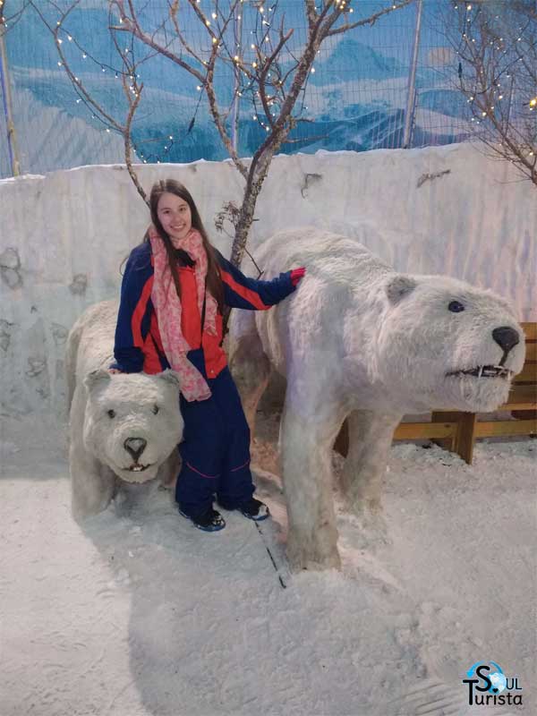 Eu com o Urso Polar falso