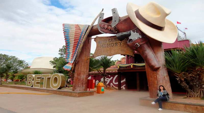 Chapeu do Beto Carrero na atração em homenagem a sua memória no Parque Beto Carrero World