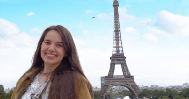 Minha foto na Torre Eiffel