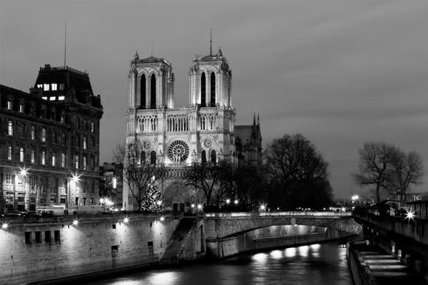 Free walking tour lendas e mistérios é uma opção de o que fazer em Paris de graça
