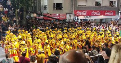 Desfile de Llhamadas de Carnaval em Montevideo