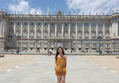 Free Tour por Madrid passa em frente a fachada do Palácio Real de Madrid e é uma ótima opção de o que fazer na Espanha de graça